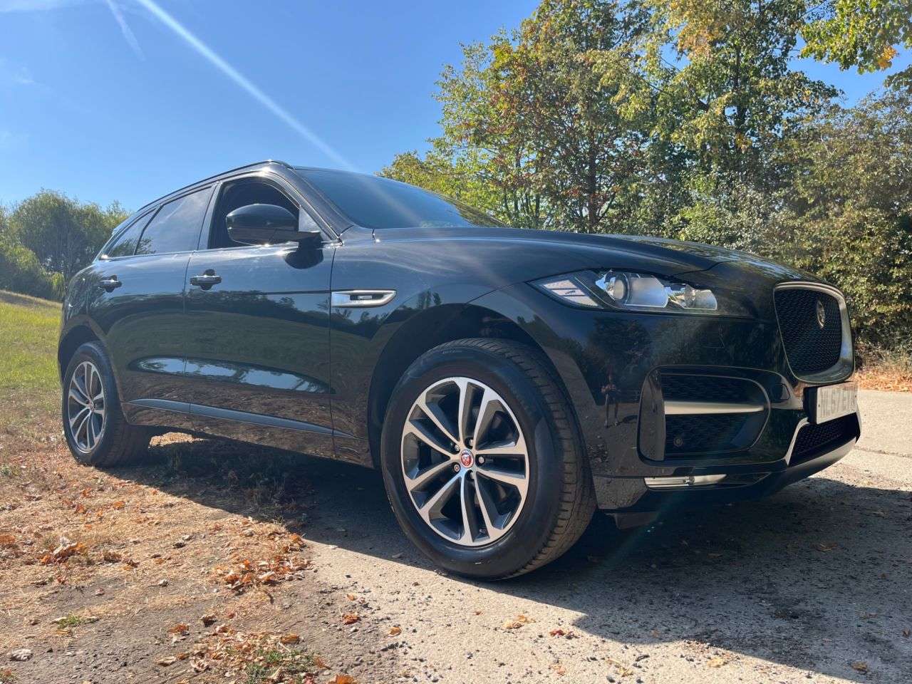 2017 JAGUAR F-PACE 2017 JAGUAR F-PACE