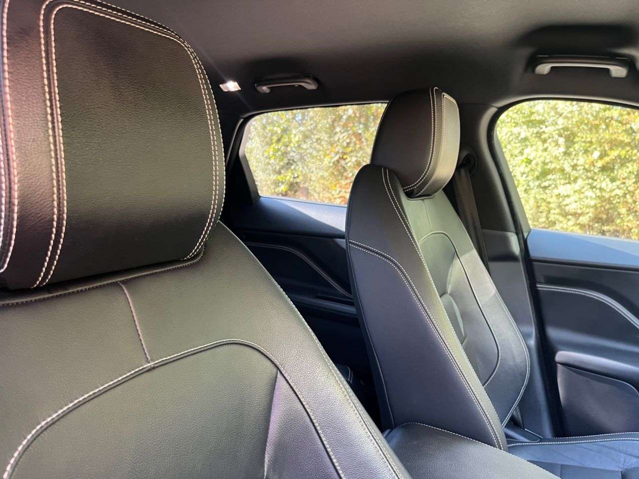 2017 JAGUAR F-PACE 2017 JAGUAR F-PACE