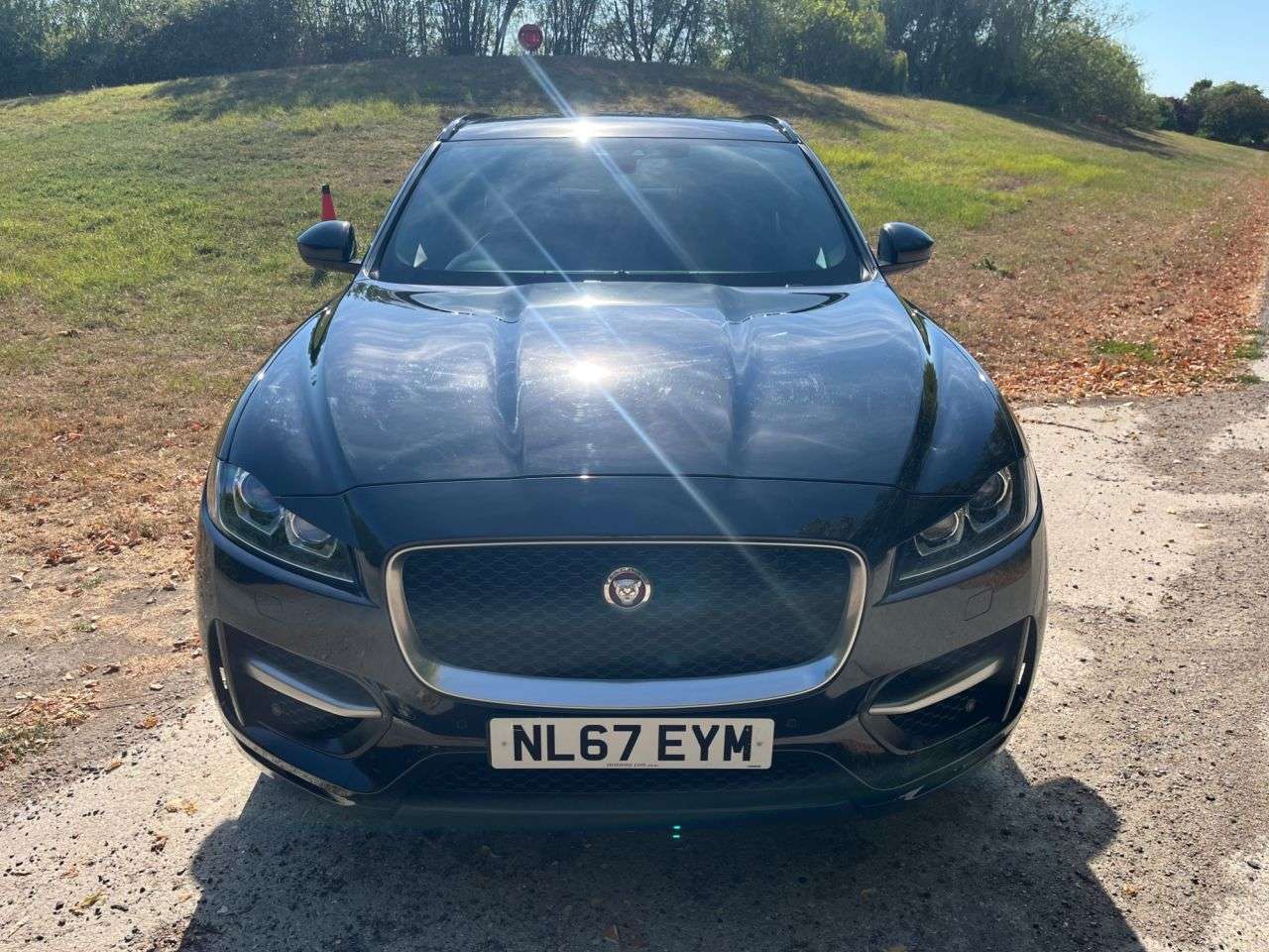 2017 JAGUAR F-PACE 2017 JAGUAR F-PACE