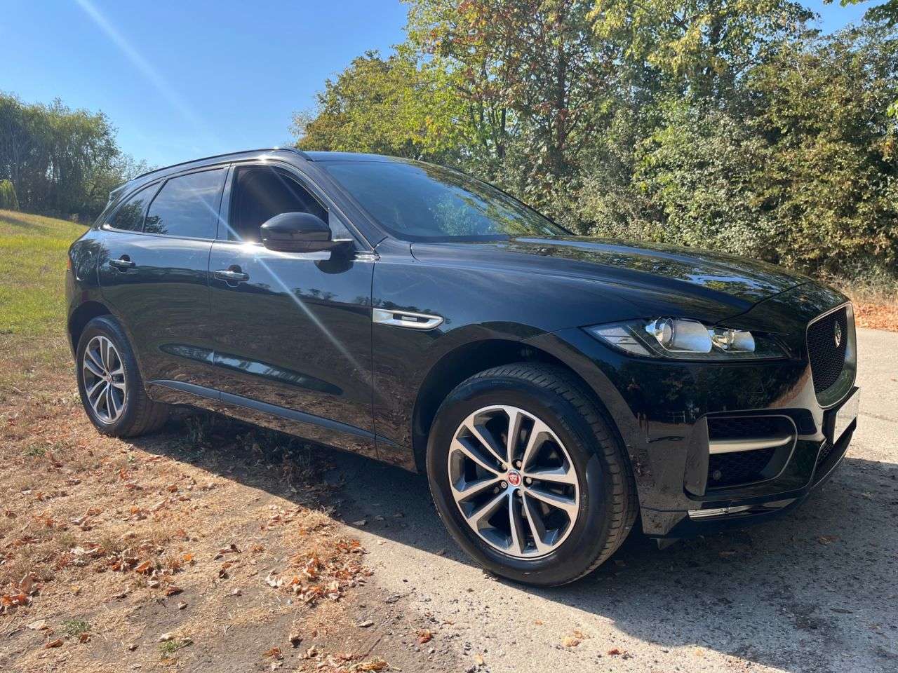 2017 JAGUAR F-PACE 2017 JAGUAR F-PACE