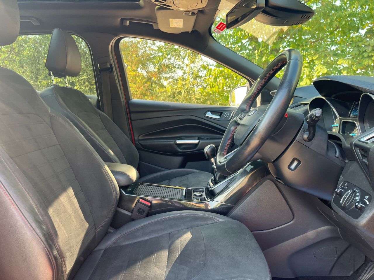 A 2018 FORD KUGA 1.5 TDCi ST-Line X SUV 5dr Diesel Manual Euro 6 (s/s) (120 ps) Car Finance, A 2018 FORD KUGA 1.5 TDCi ST-Line X SUV 5dr Diesel Manual Euro 6 (s/s) (120 ps) Car Finance,