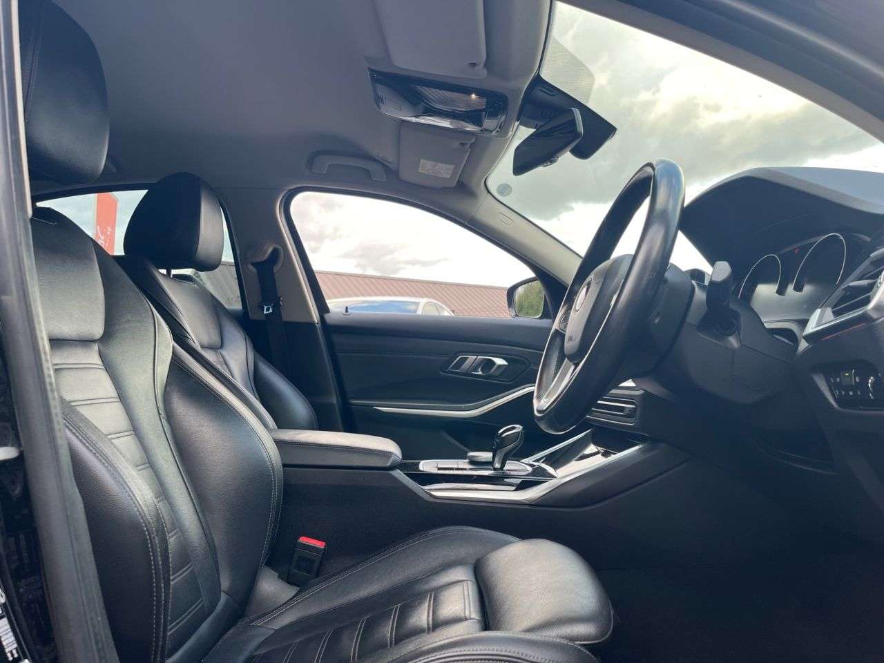 A 2020 BMW 3 SERIES 2.0 318d Sport Saloon 4dr Diesel Auto Euro 6 (s/s) (150 ps) Car Finance, RA A 2020 BMW 3 SERIES 2.0 318d Sport Saloon 4dr Diesel Auto Euro 6 (s/s) (150 ps) Car Finance, RA