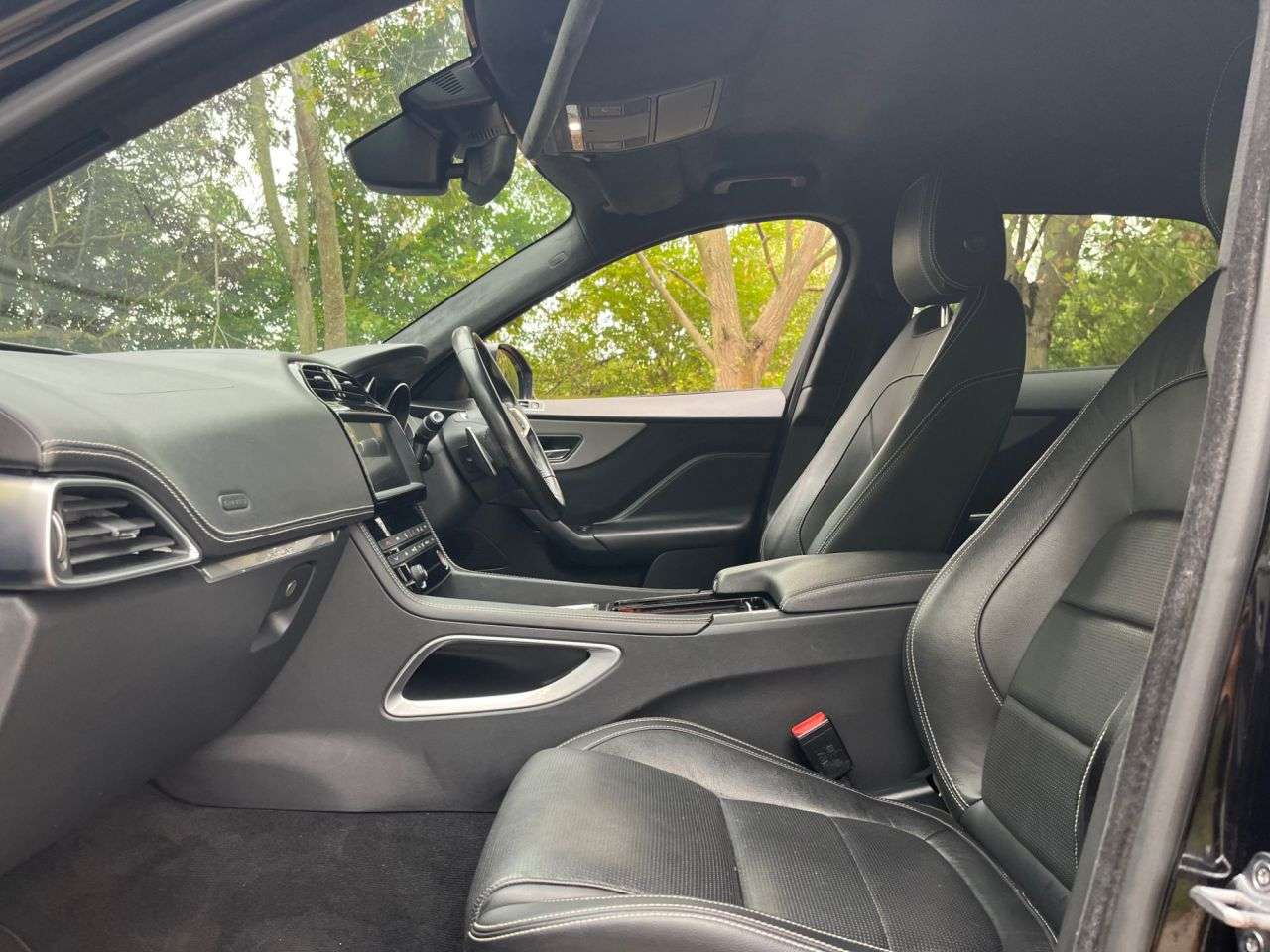 2019 JAGUAR F-PACE 2019 JAGUAR F-PACE