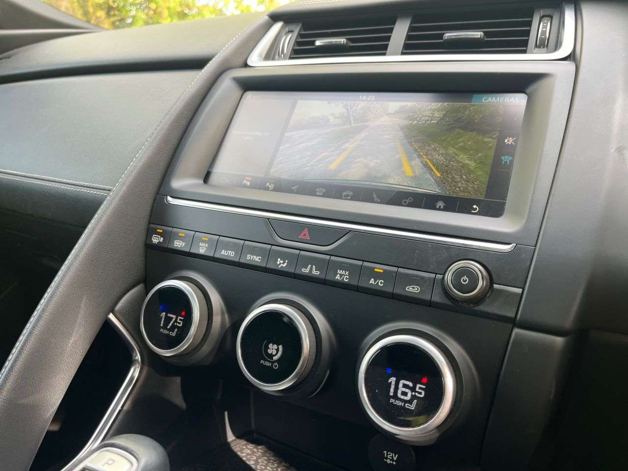 2018 JAGUAR E-PACE 2018 JAGUAR E-PACE