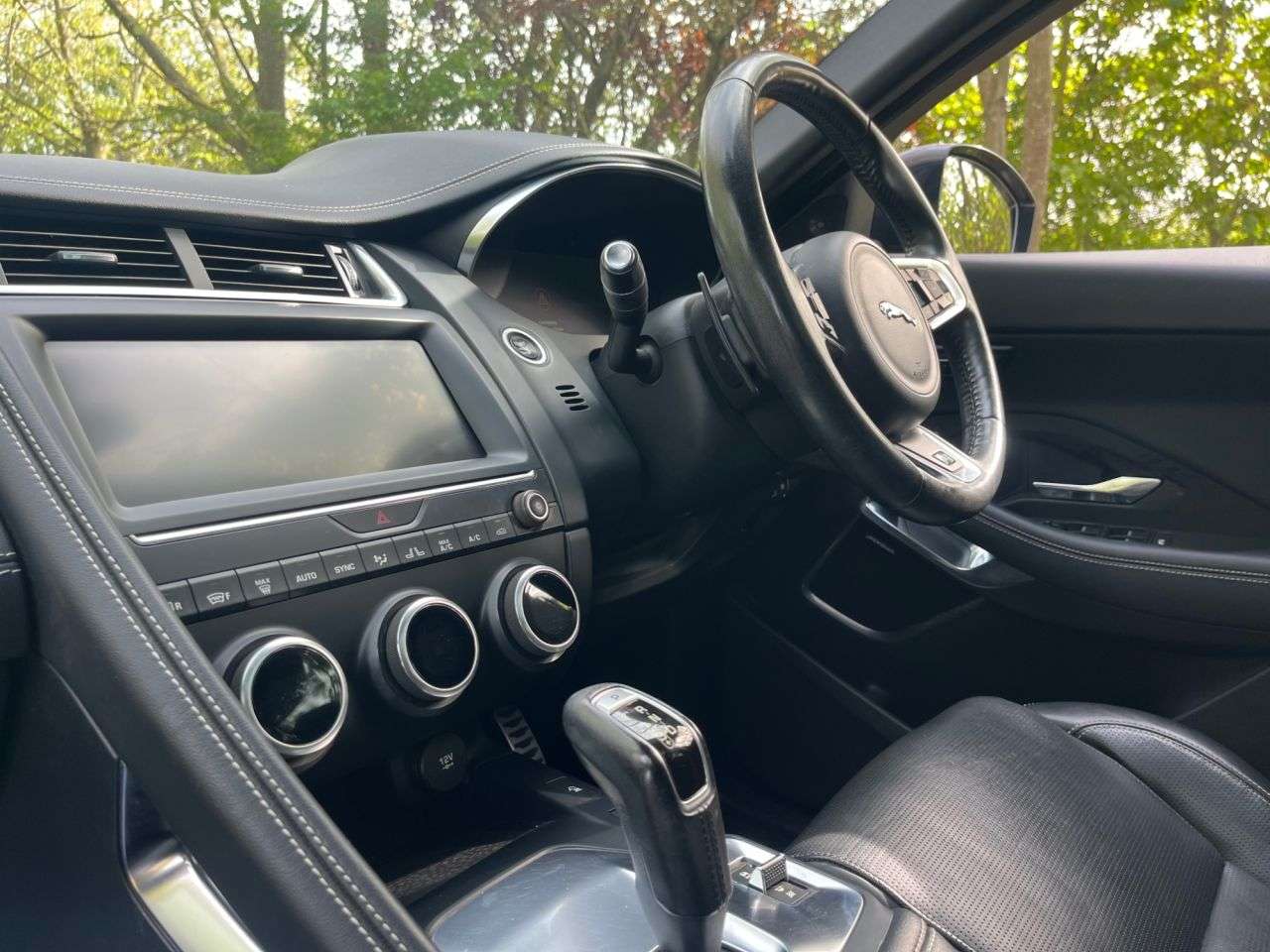 2018 JAGUAR E-PACE 2018 JAGUAR E-PACE