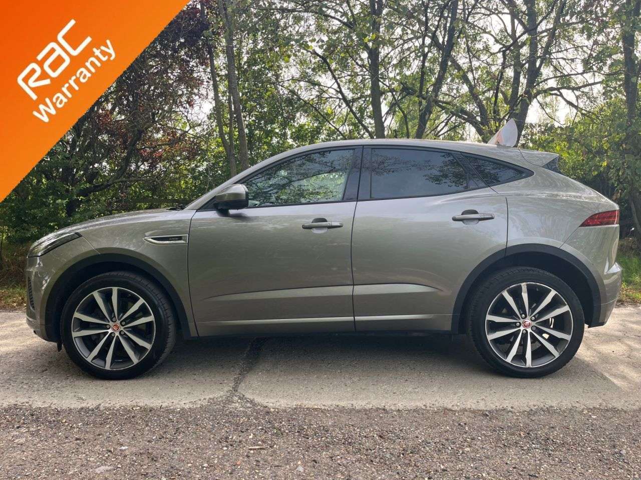 A 2018 JAGUAR E-PACE 2.0 P250 R-Dynamic HSE SUV 5dr Petrol Auto AWD Euro 6 (s/s) (249 ps) Car Fi A 2018 JAGUAR E-PACE 2.0 P250 R-Dynamic HSE SUV 5dr Petrol Auto AWD Euro 6 (s/s) (249 ps) Car Fi