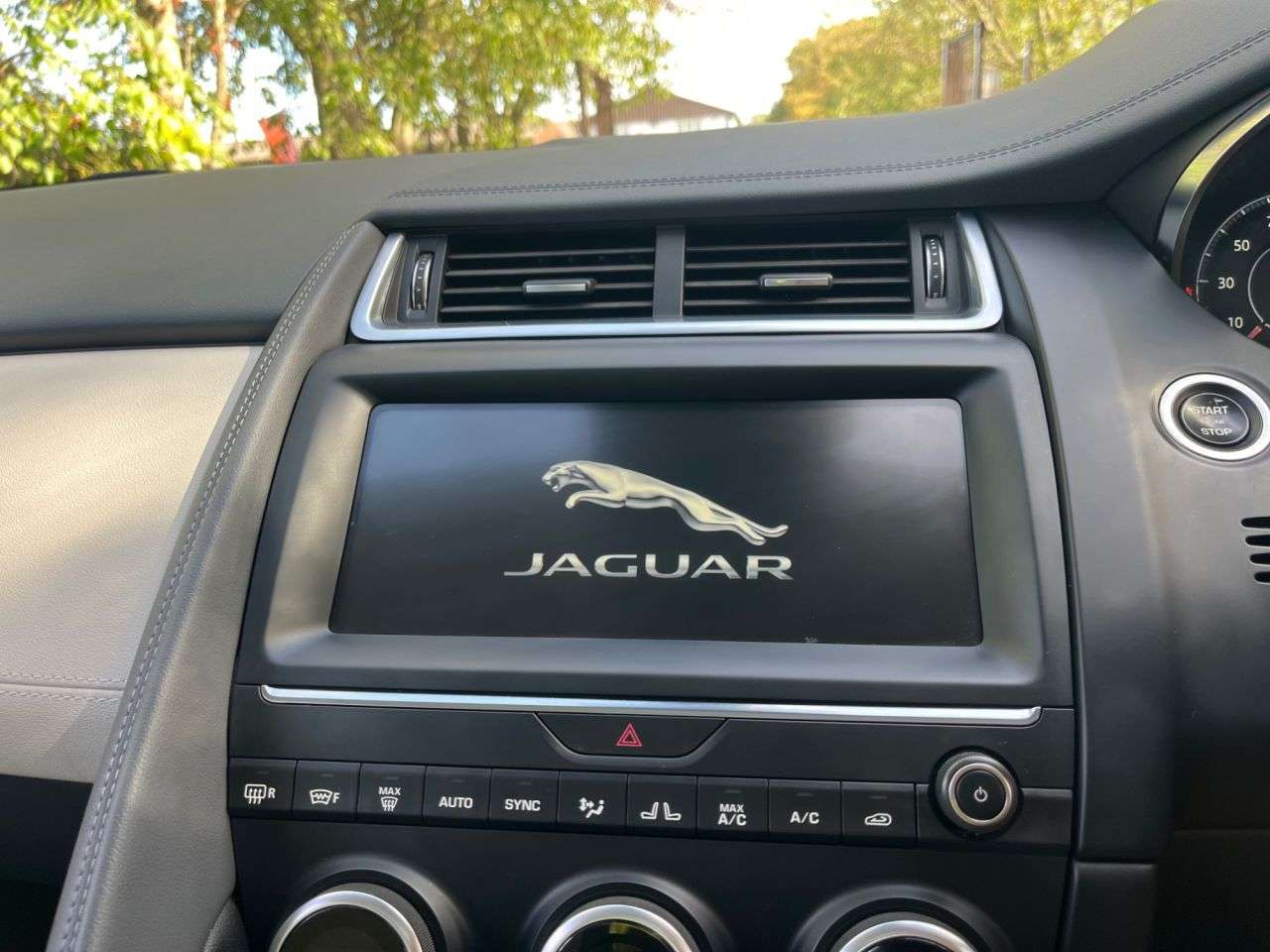 2018 JAGUAR E-PACE 2018 JAGUAR E-PACE