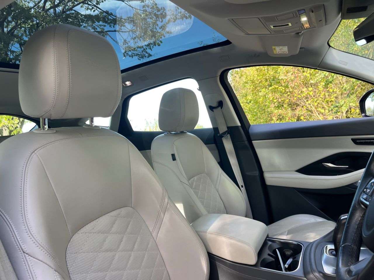 2018 JAGUAR E-PACE 2018 JAGUAR E-PACE