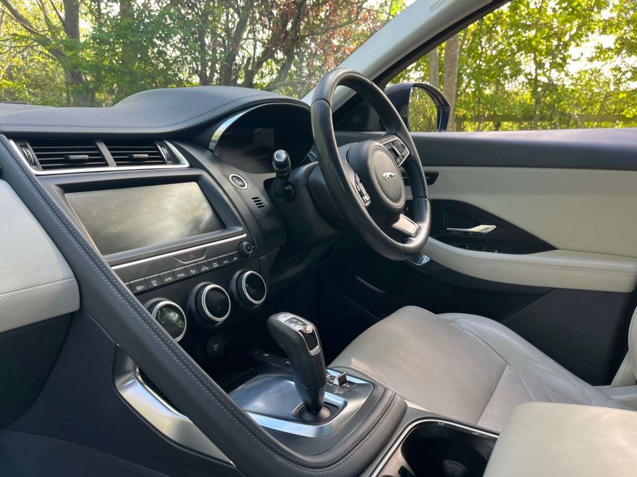 2018 JAGUAR E-PACE 2018 JAGUAR E-PACE
