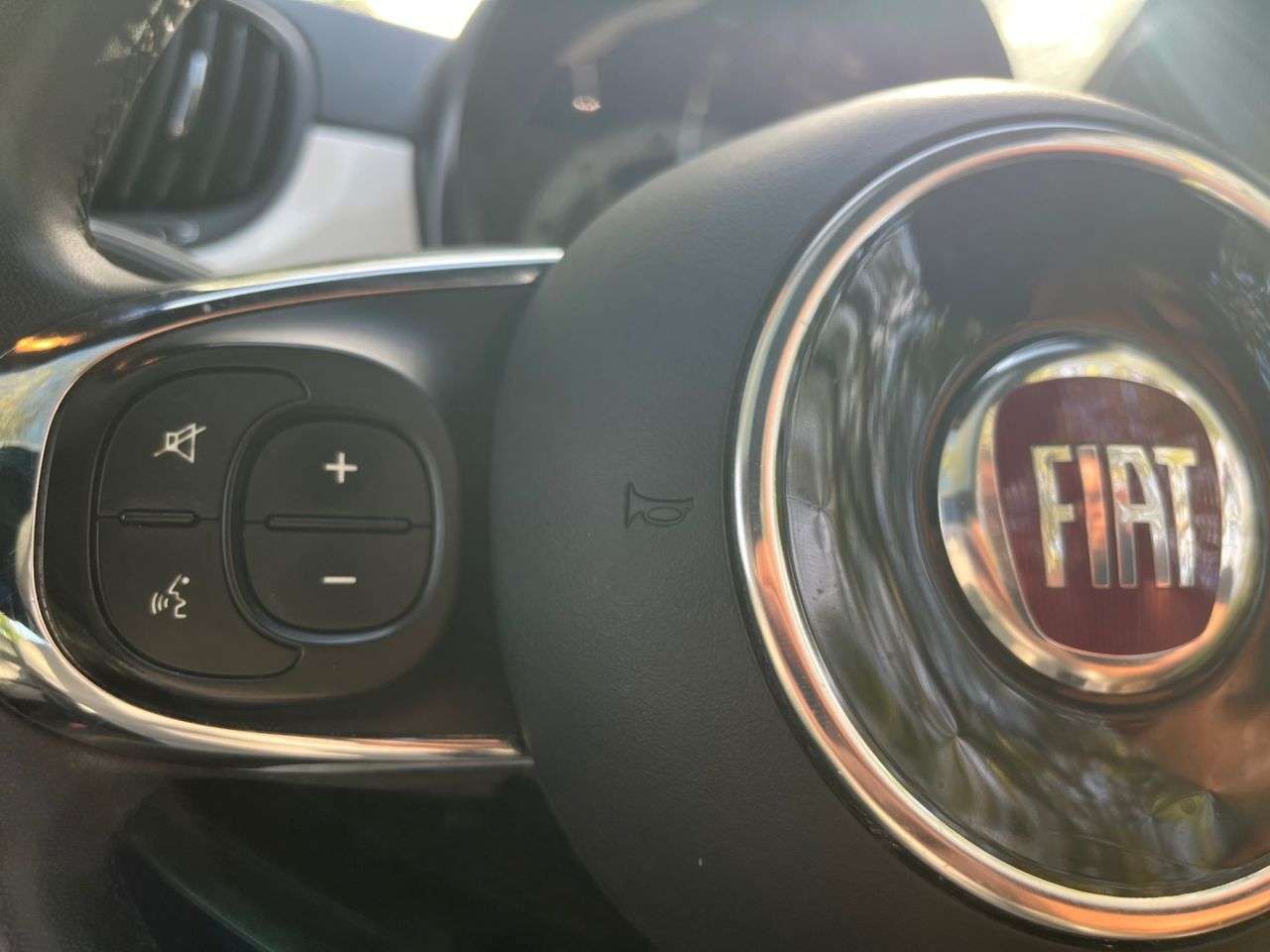 2021 FIAT 500 2021 FIAT 500