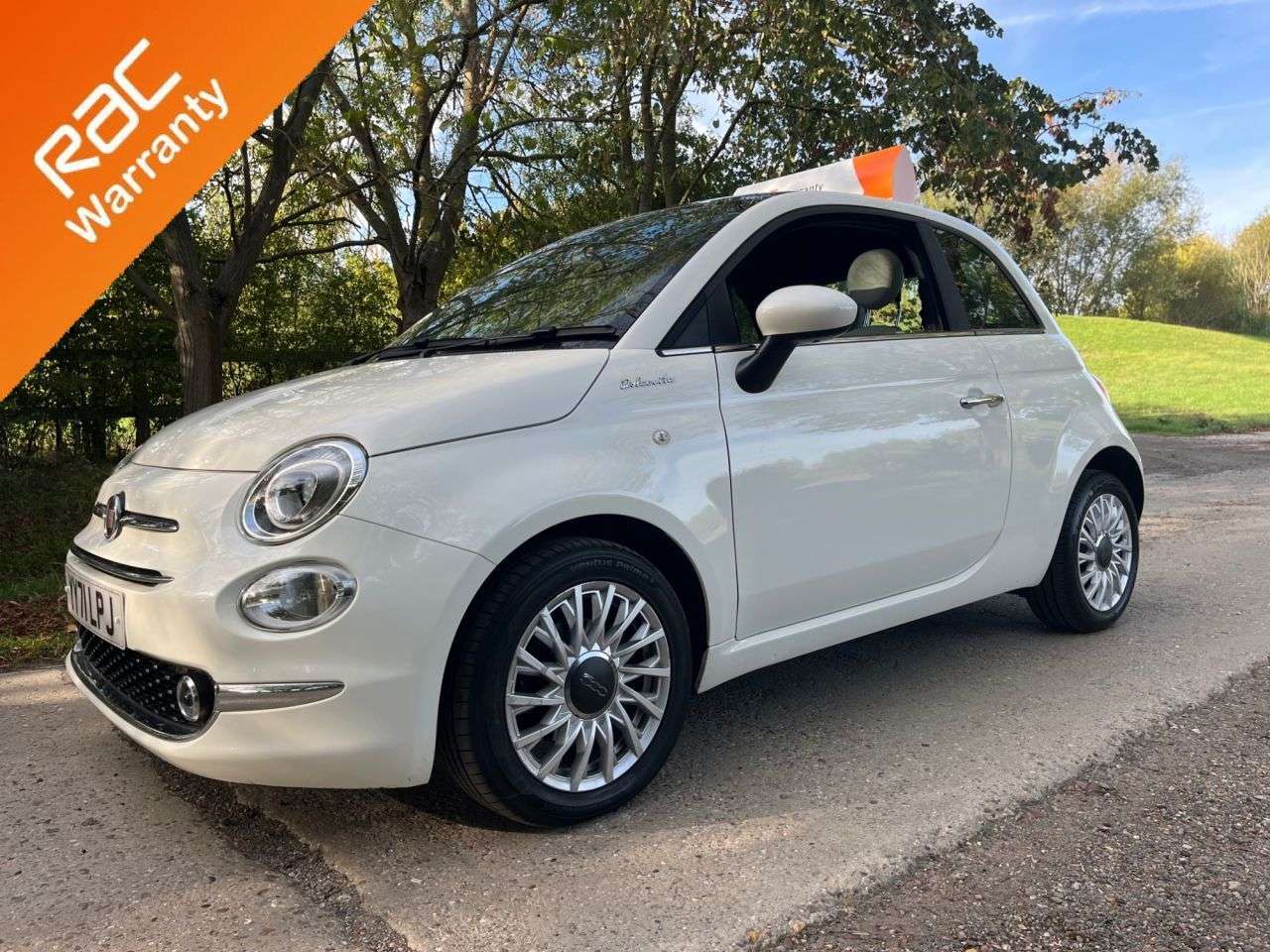 A 2021 FIAT 500 1.0 MHEV Dolcevita Hatchback 3dr Petrol Manual Euro 6 (s/s) (70 bhp) Car Fi A 2021 FIAT 500 1.0 MHEV Dolcevita Hatchback 3dr Petrol Manual Euro 6 (s/s) (70 bhp) Car Fi