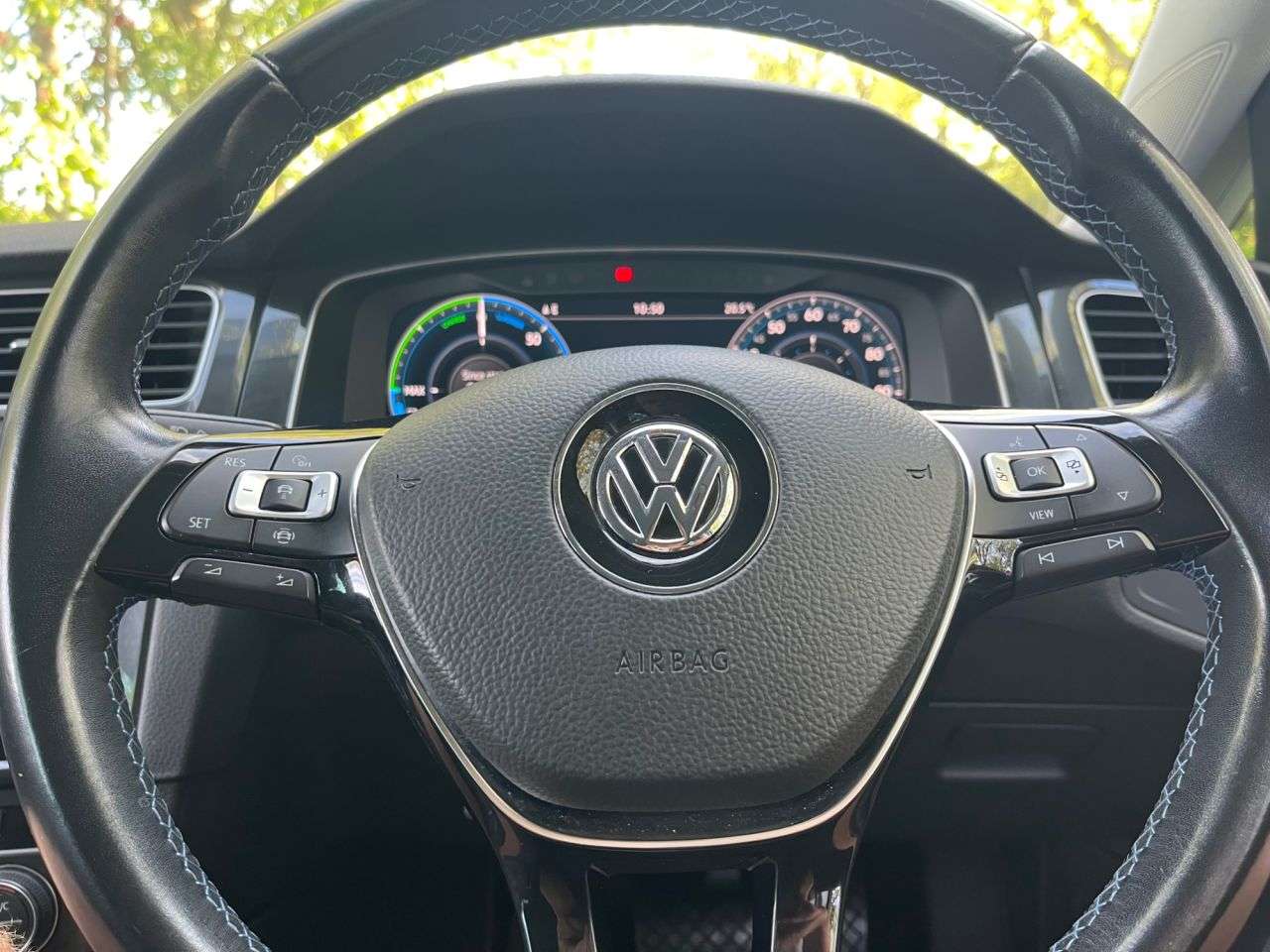 2019 VOLKSWAGEN E-GOLF 2019 VOLKSWAGEN E-GOLF