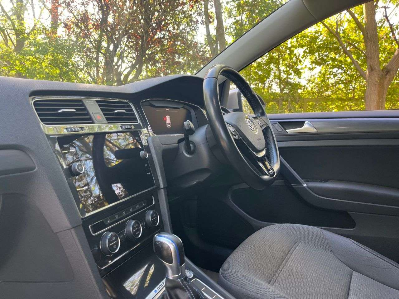 2019 VOLKSWAGEN E-GOLF 2019 VOLKSWAGEN E-GOLF