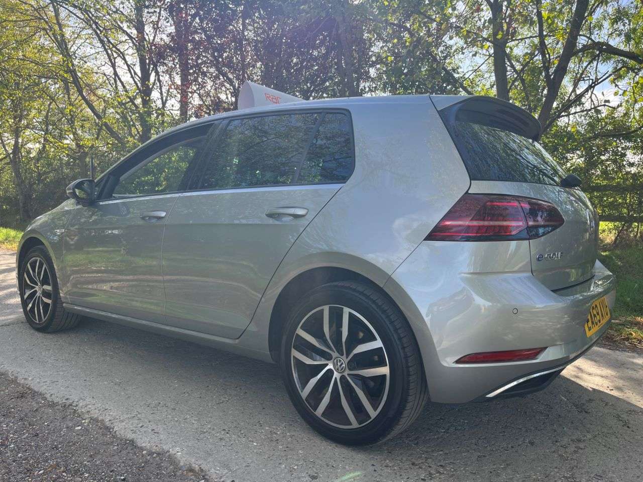 2019 VOLKSWAGEN E-GOLF 2019 VOLKSWAGEN E-GOLF