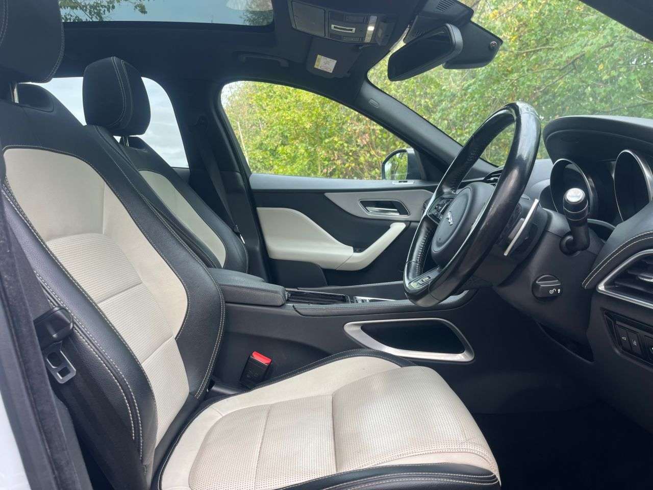 2018 JAGUAR F-PACE 2018 JAGUAR F-PACE