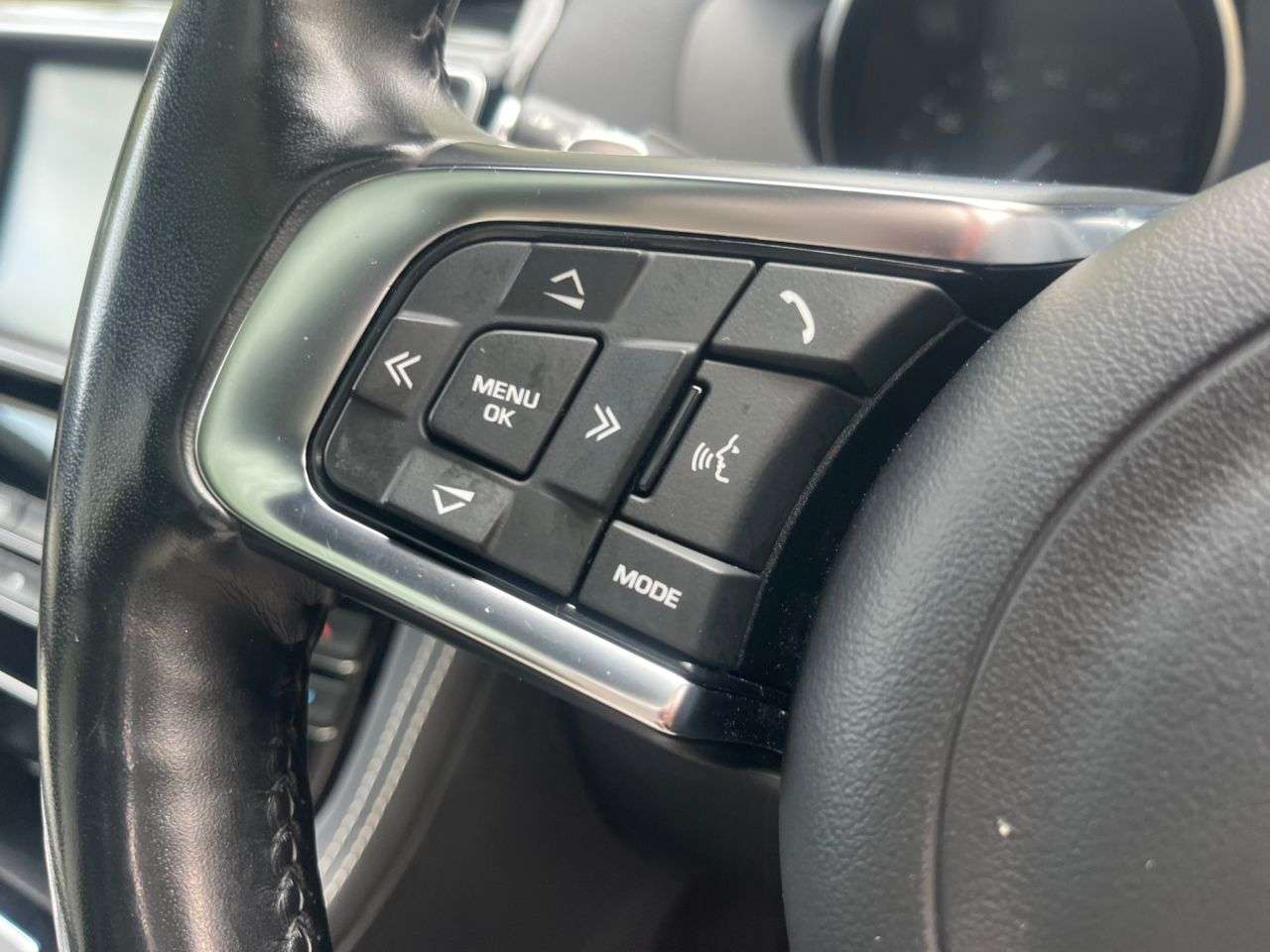 2018 JAGUAR F-PACE 2018 JAGUAR F-PACE