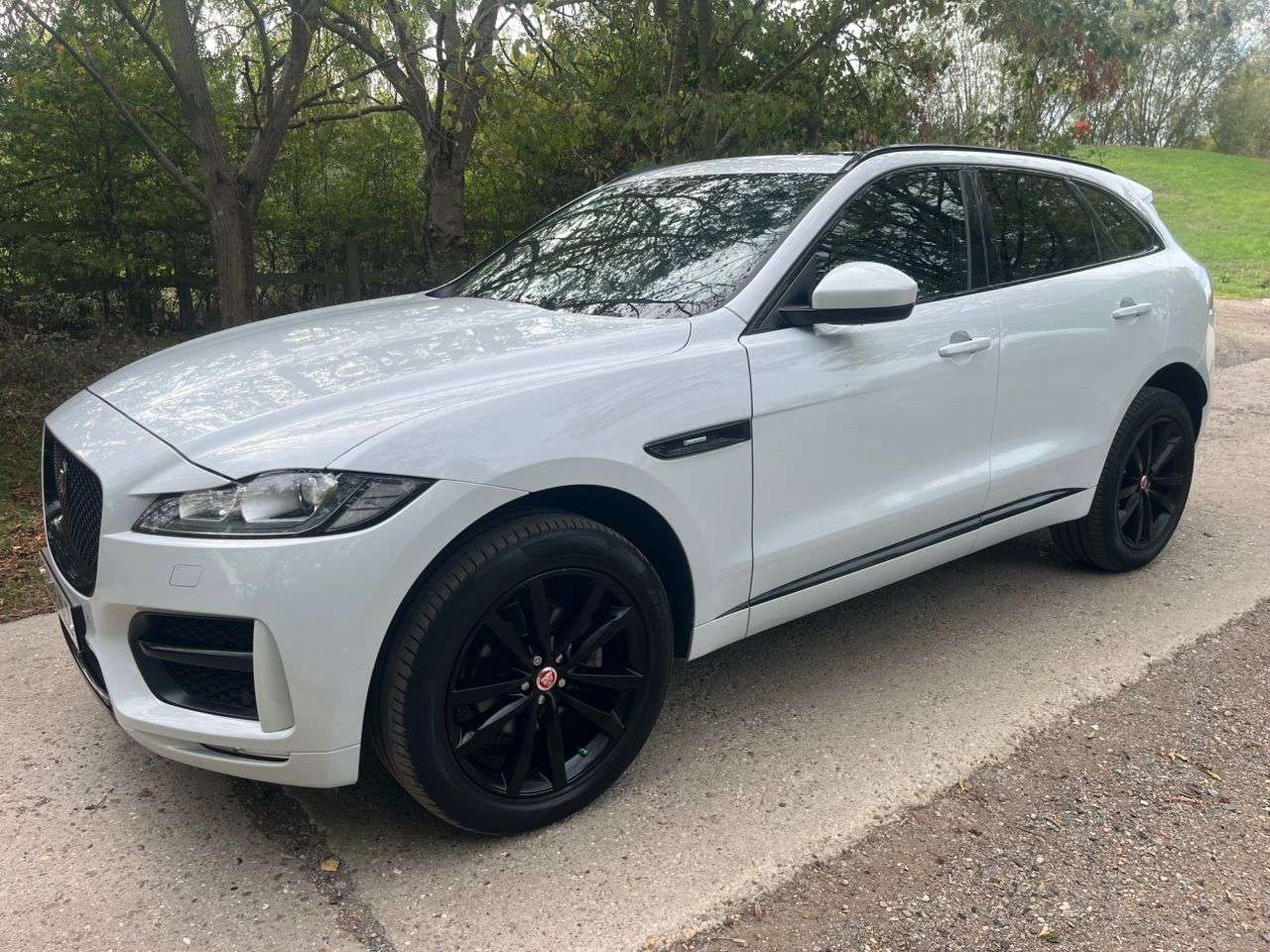 2018 JAGUAR F-PACE 2018 JAGUAR F-PACE