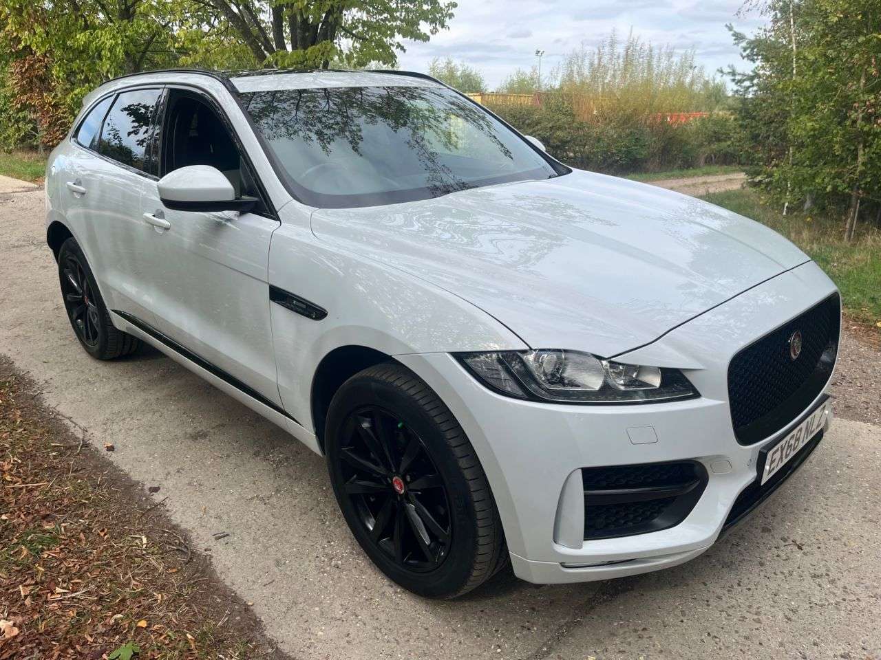 2018 JAGUAR F-PACE 2018 JAGUAR F-PACE