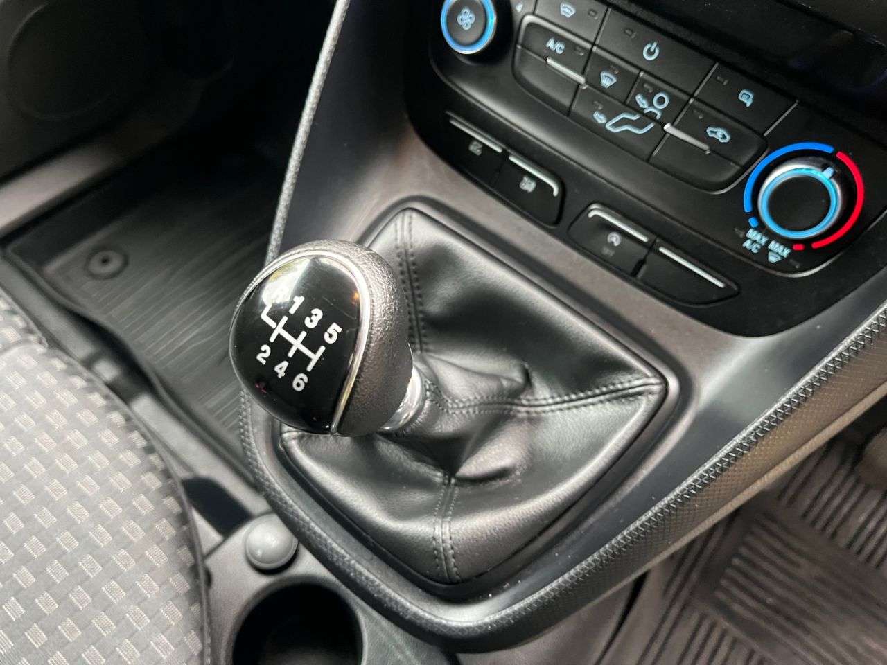 2024 FORD TRANSIT CONNECT 2024 FORD TRANSIT CONNECT