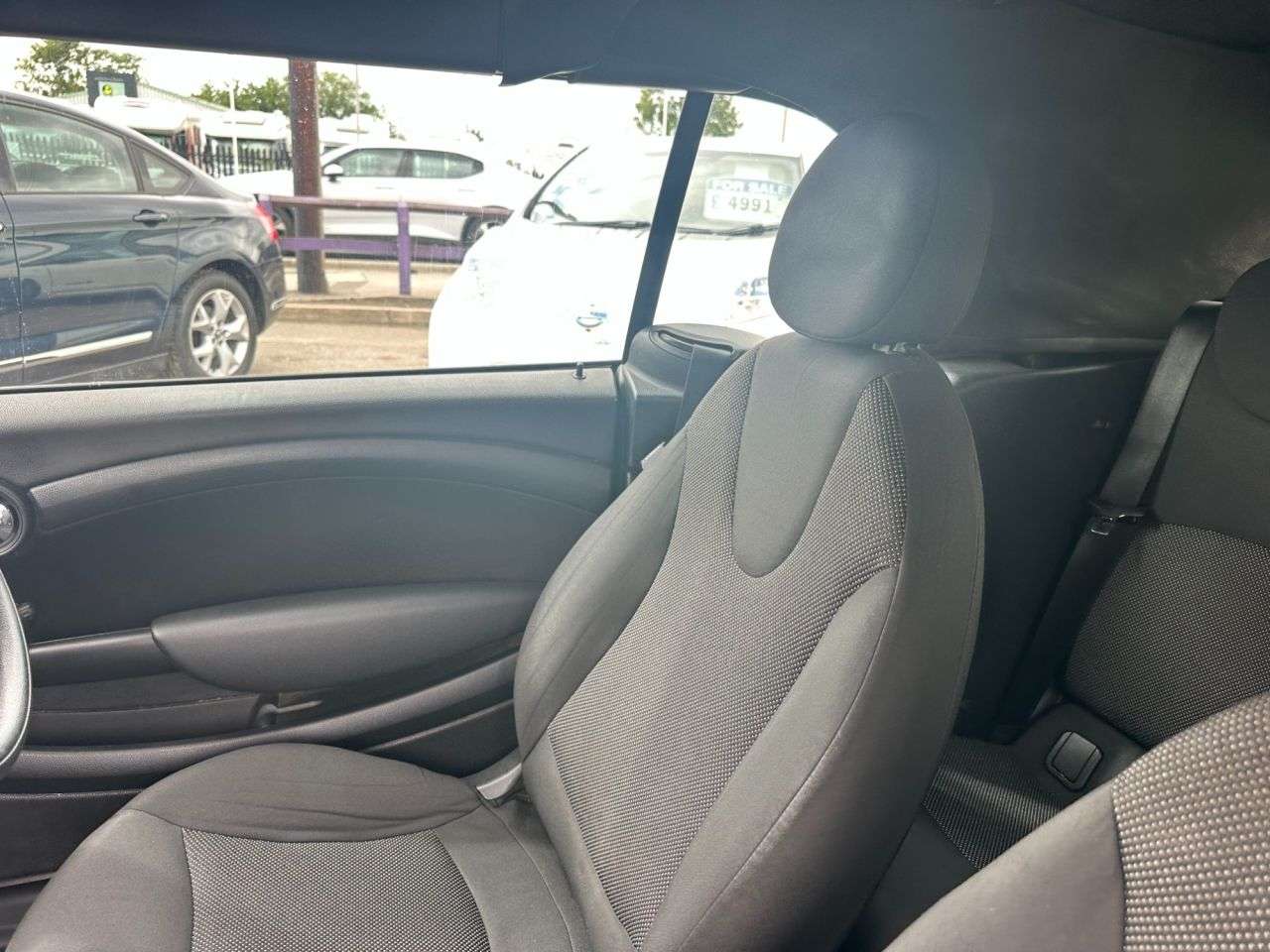 2013 MINI CONVERTIBLE 2013 MINI CONVERTIBLE