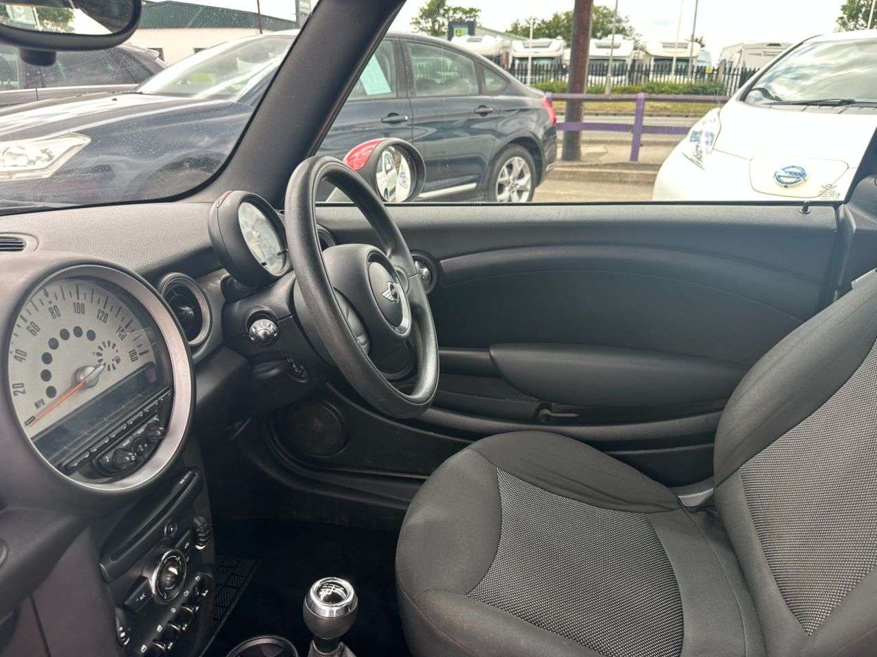 2013 MINI CONVERTIBLE 2013 MINI CONVERTIBLE