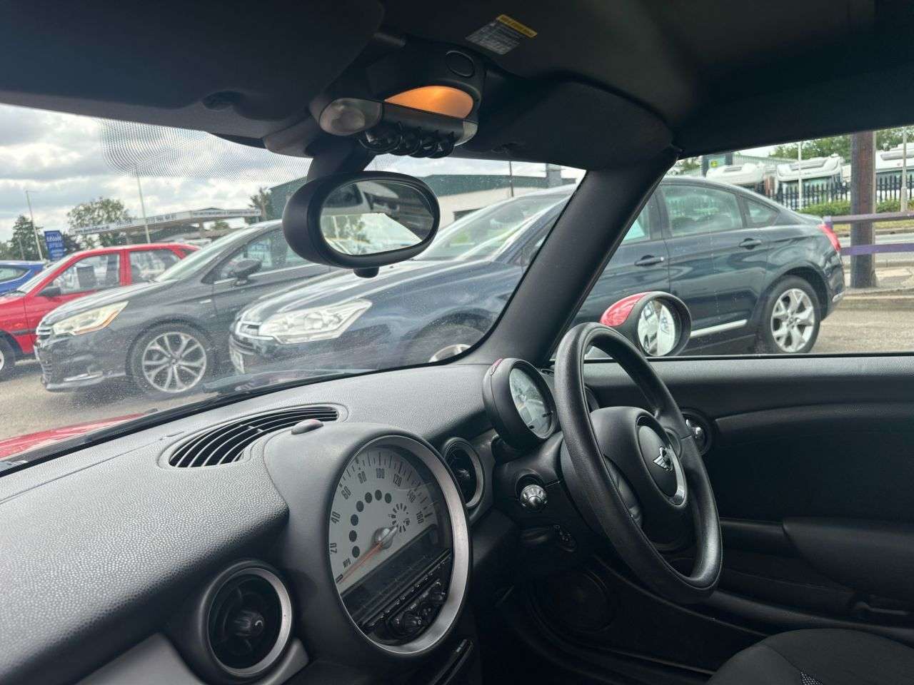 2013 MINI CONVERTIBLE 2013 MINI CONVERTIBLE