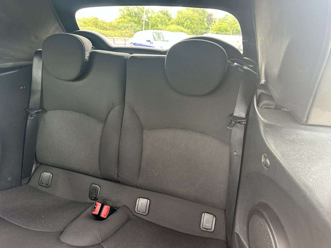 2013 MINI CONVERTIBLE 2013 MINI CONVERTIBLE