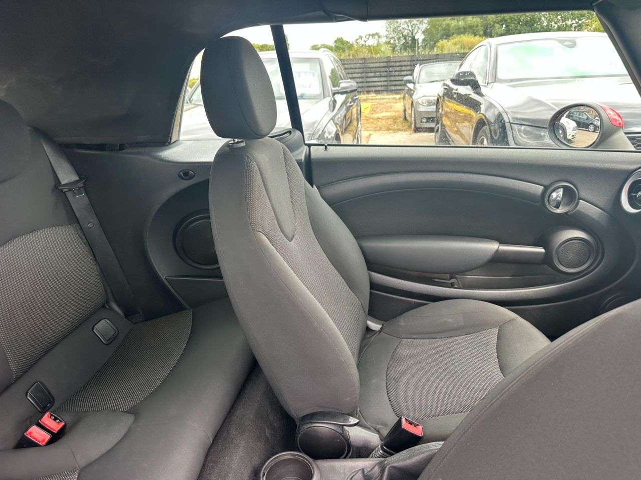 2013 MINI CONVERTIBLE 2013 MINI CONVERTIBLE