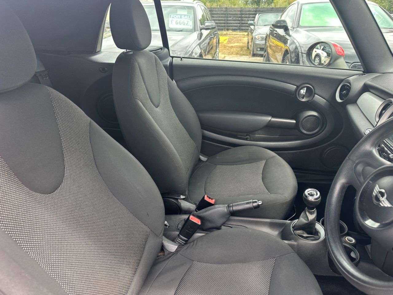 2013 MINI CONVERTIBLE 2013 MINI CONVERTIBLE