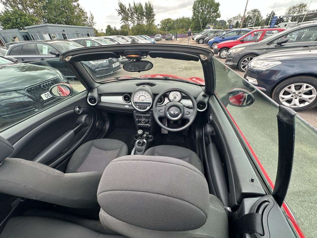 2013 MINI CONVERTIBLE 2013 MINI CONVERTIBLE