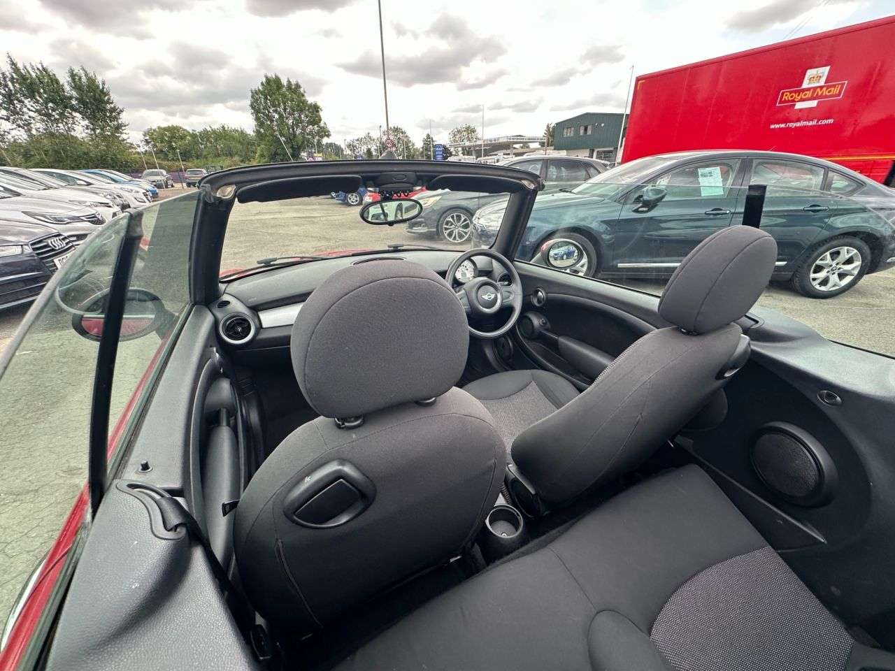 2013 MINI CONVERTIBLE 2013 MINI CONVERTIBLE