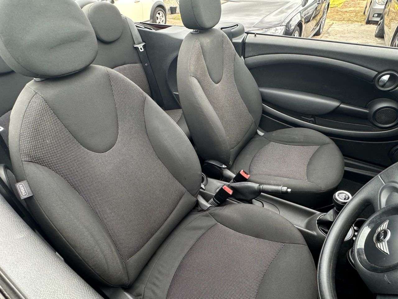 2013 MINI CONVERTIBLE 2013 MINI CONVERTIBLE