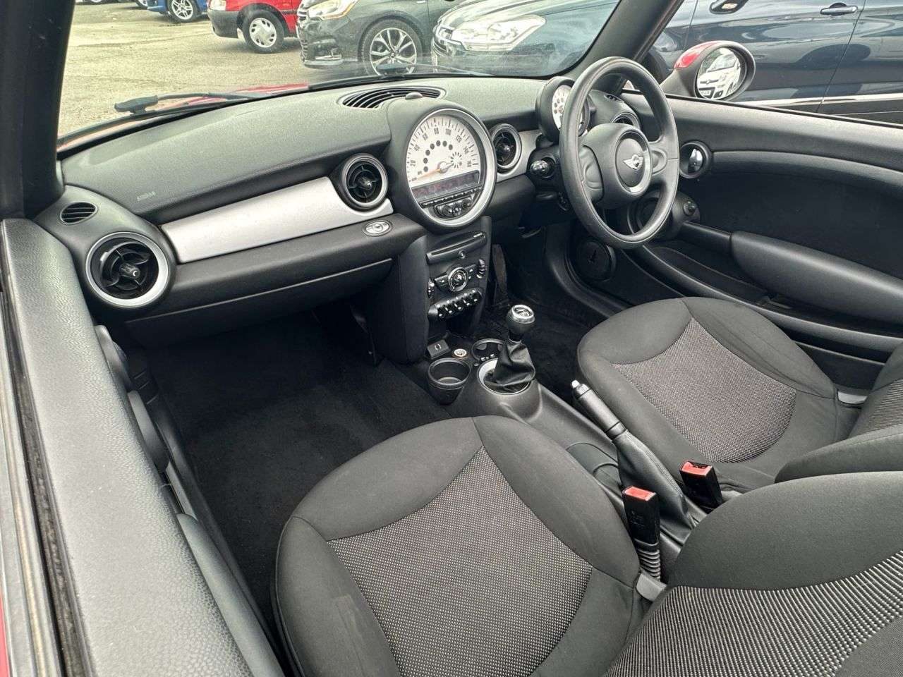 2013 MINI CONVERTIBLE 2013 MINI CONVERTIBLE