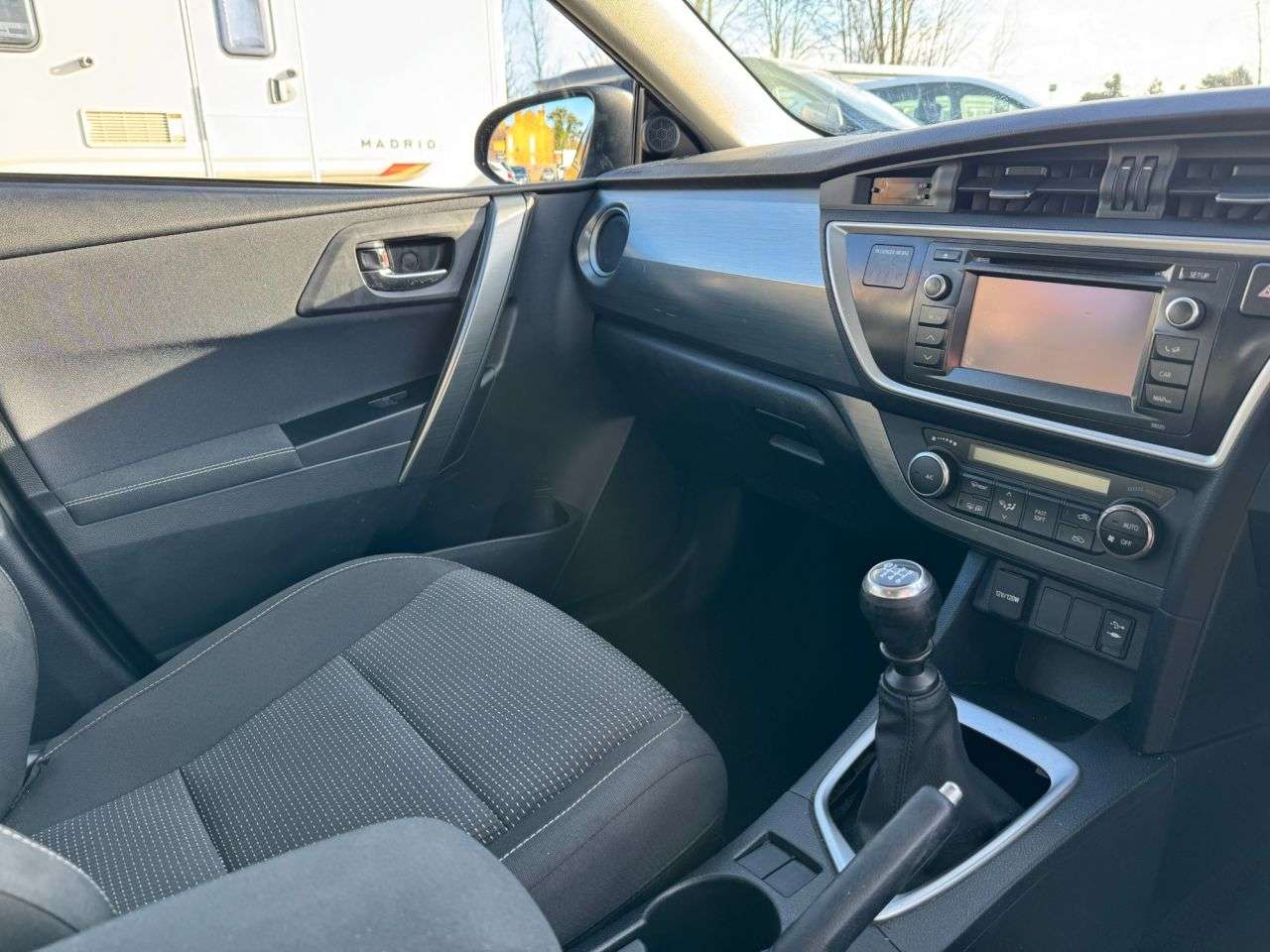 2013 TOYOTA AURIS 2013 TOYOTA AURIS