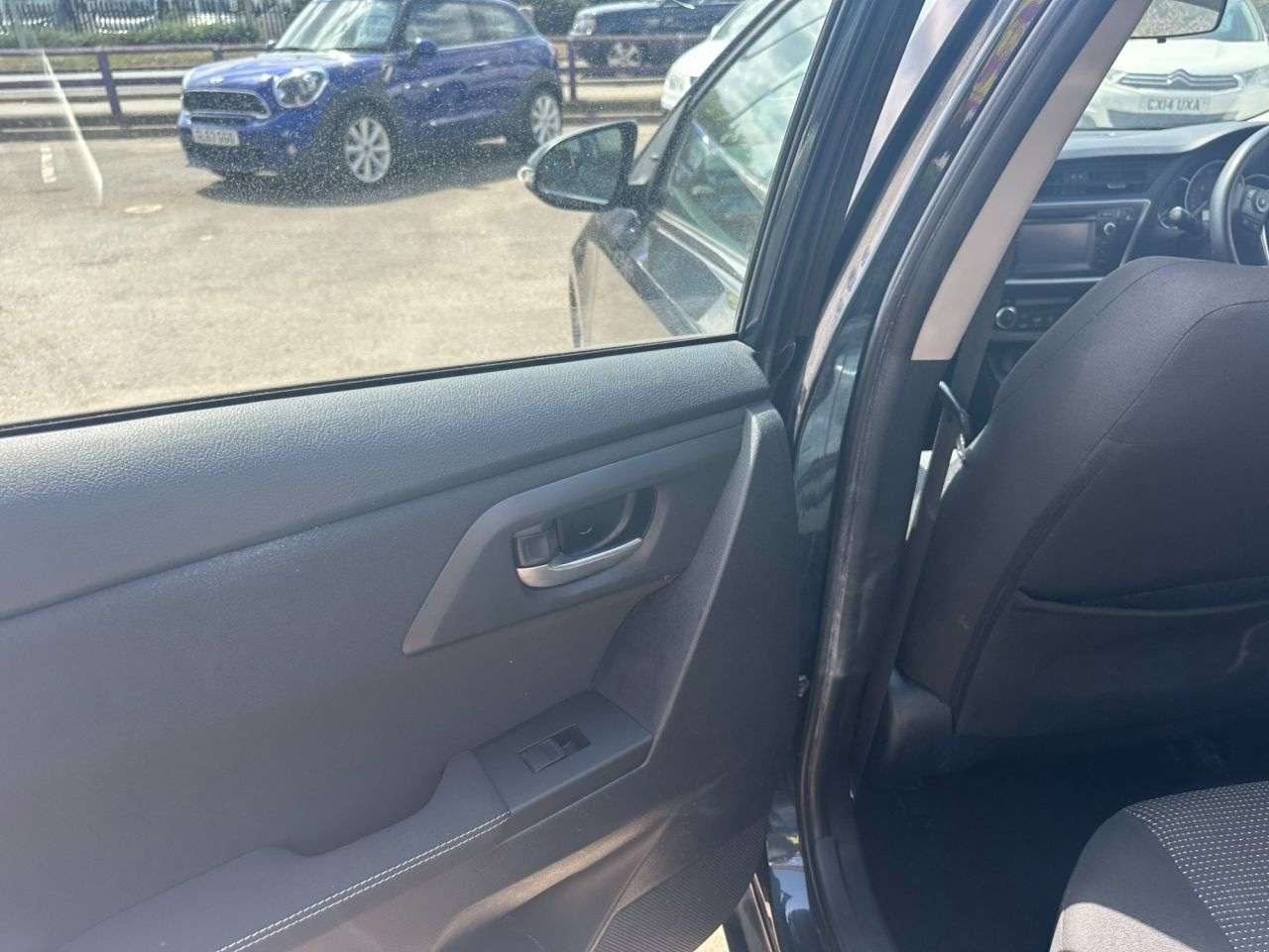 2013 TOYOTA AURIS 2013 TOYOTA AURIS