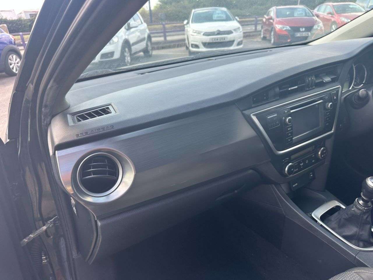 2013 TOYOTA AURIS 2013 TOYOTA AURIS