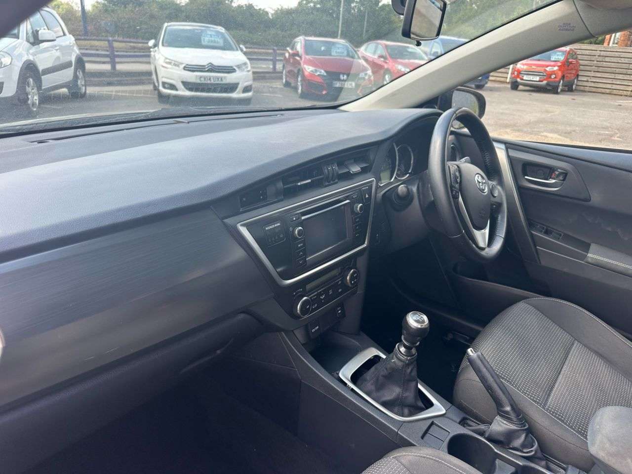 2013 TOYOTA AURIS 2013 TOYOTA AURIS