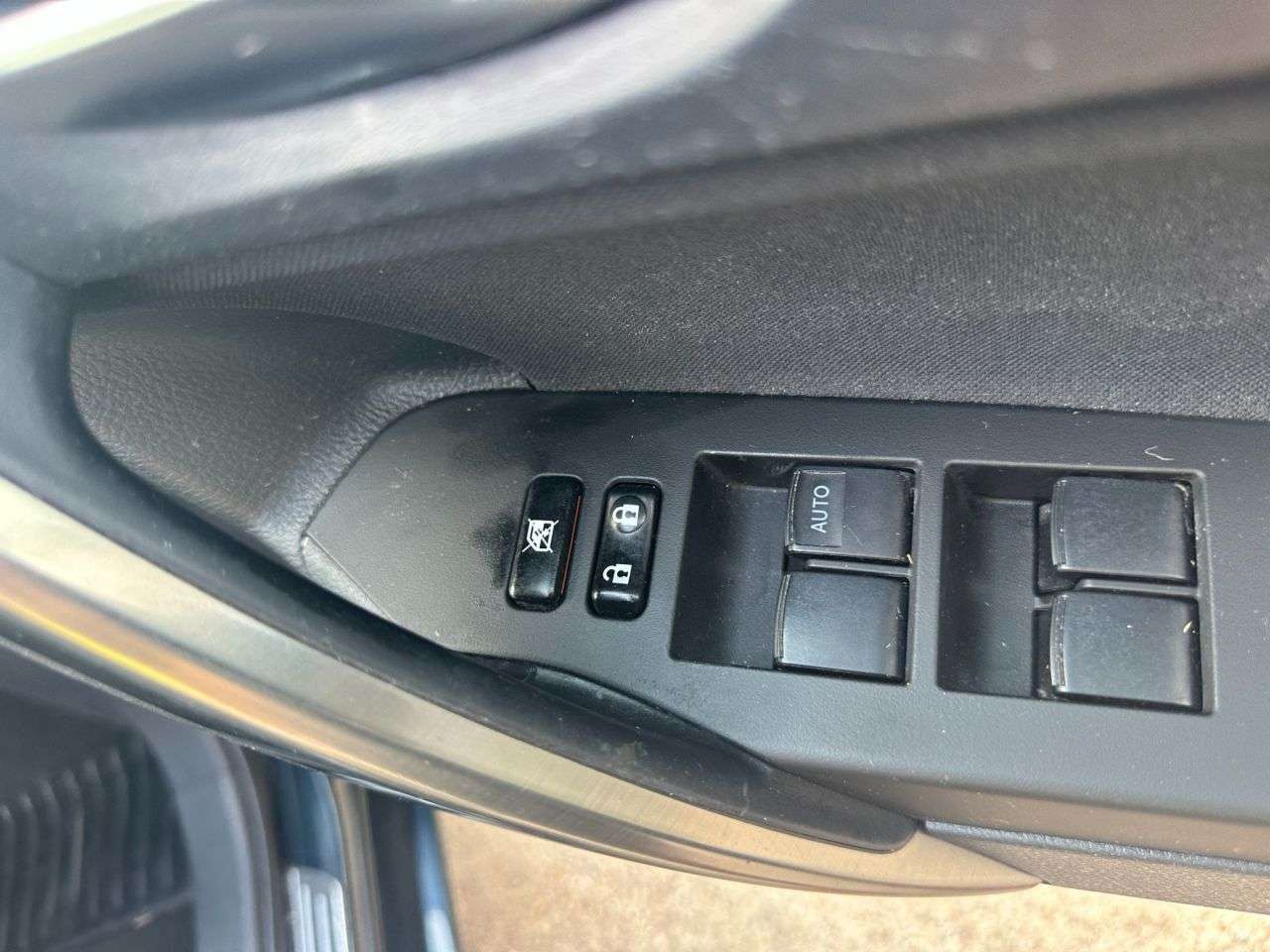 2013 TOYOTA AURIS 2013 TOYOTA AURIS