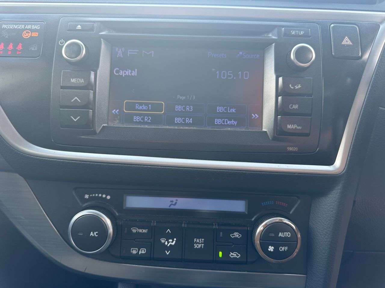 2013 TOYOTA AURIS 2013 TOYOTA AURIS