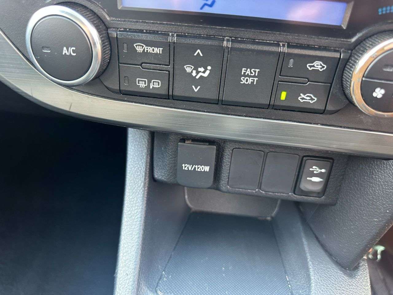 2013 TOYOTA AURIS 2013 TOYOTA AURIS