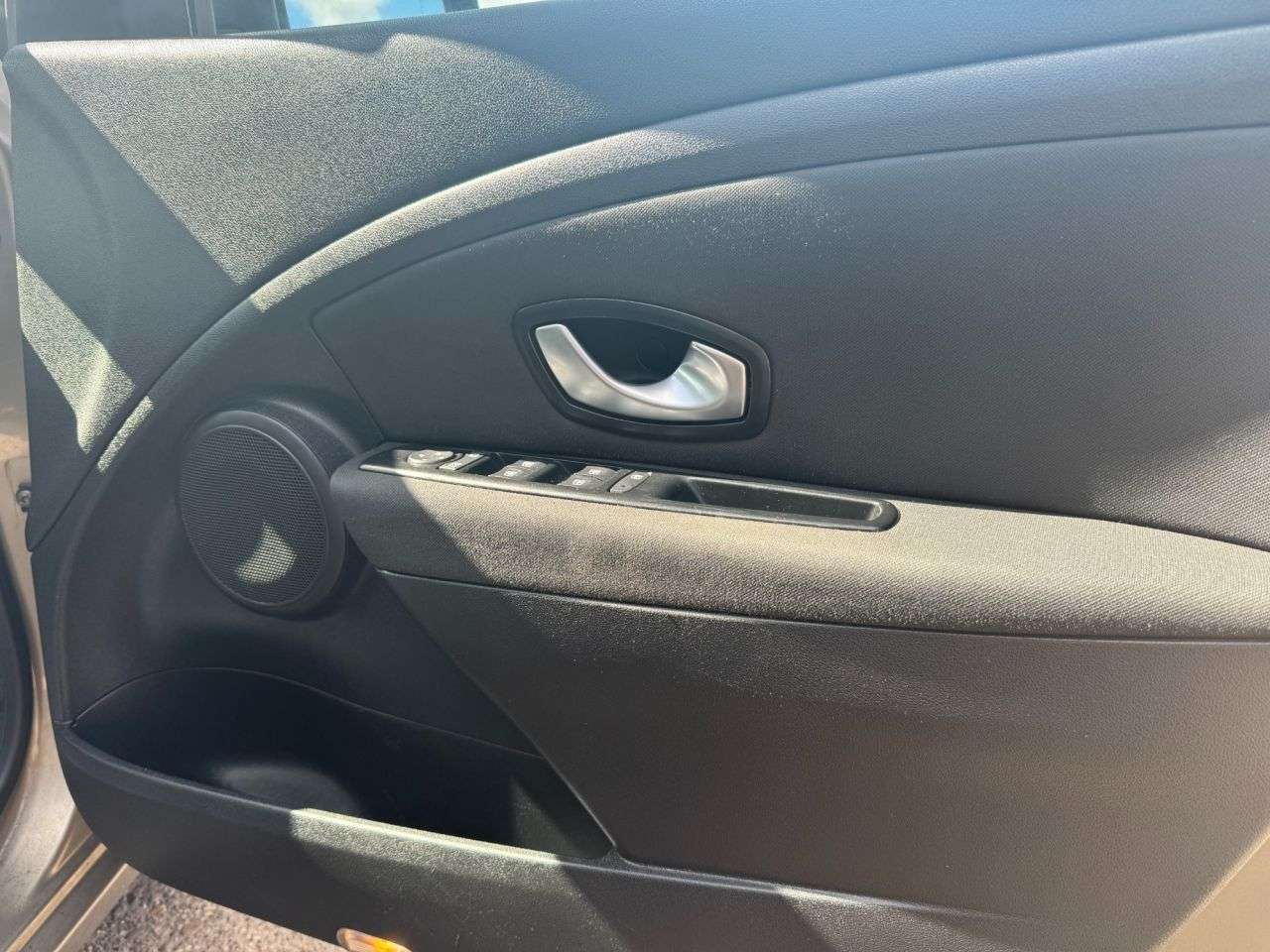 2009 RENAULT MEGANE 2009 RENAULT MEGANE