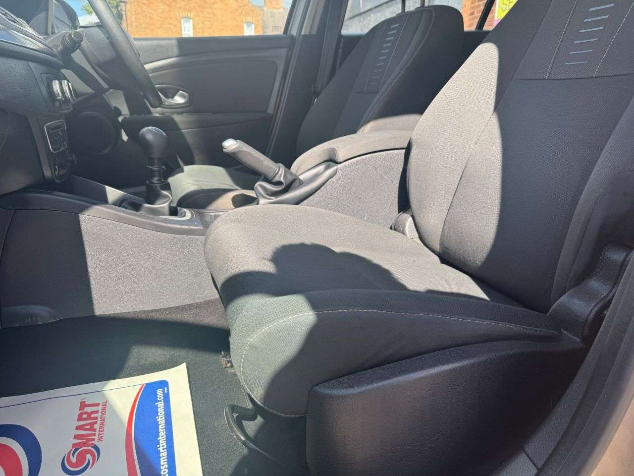 2009 RENAULT MEGANE 2009 RENAULT MEGANE