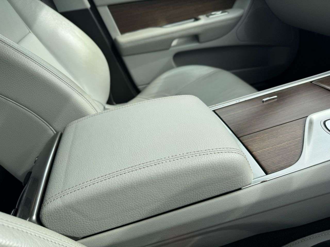 2013 JAGUAR XF 2013 JAGUAR XF