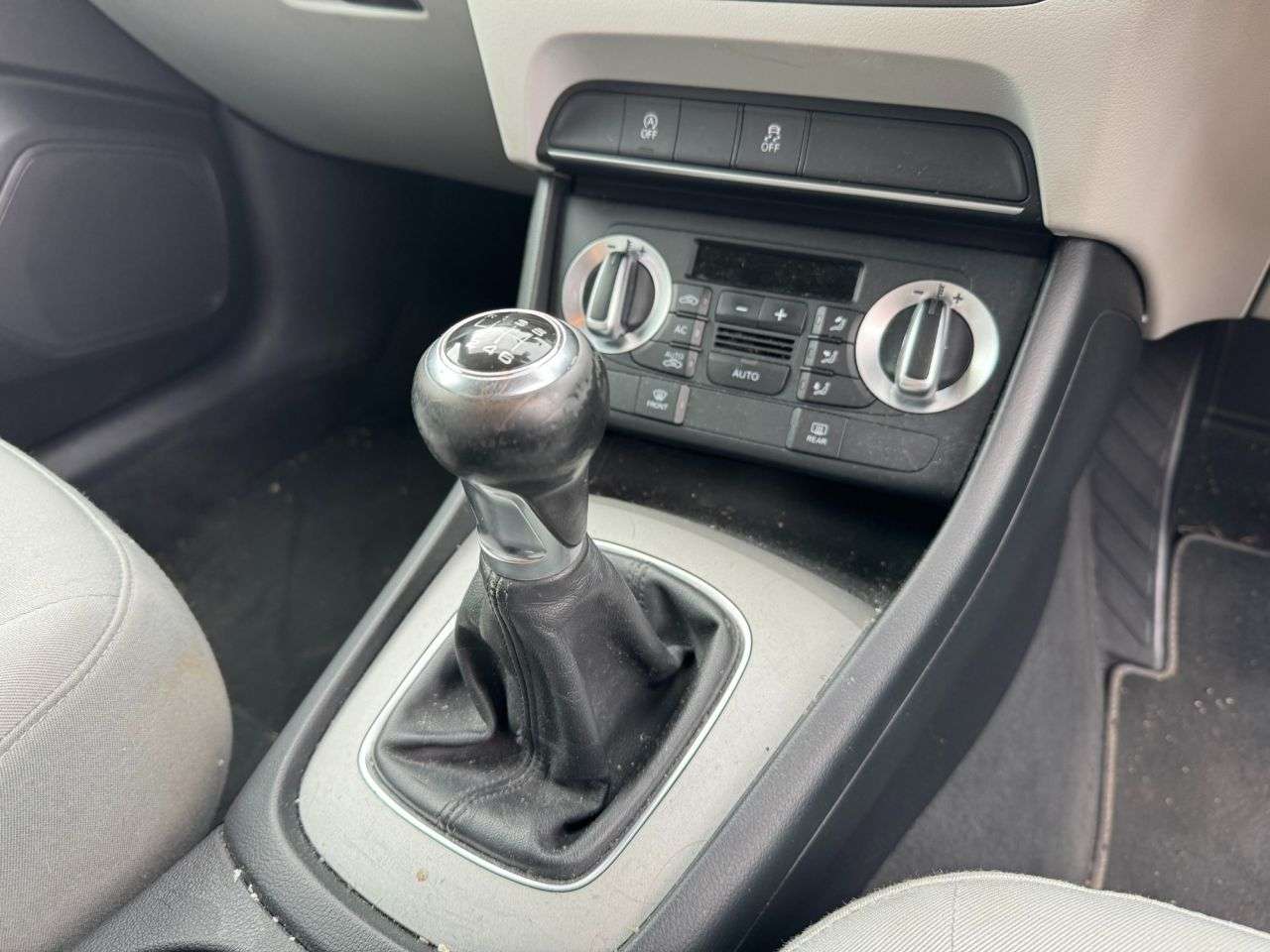 2013 AUDI Q3 2013 AUDI Q3