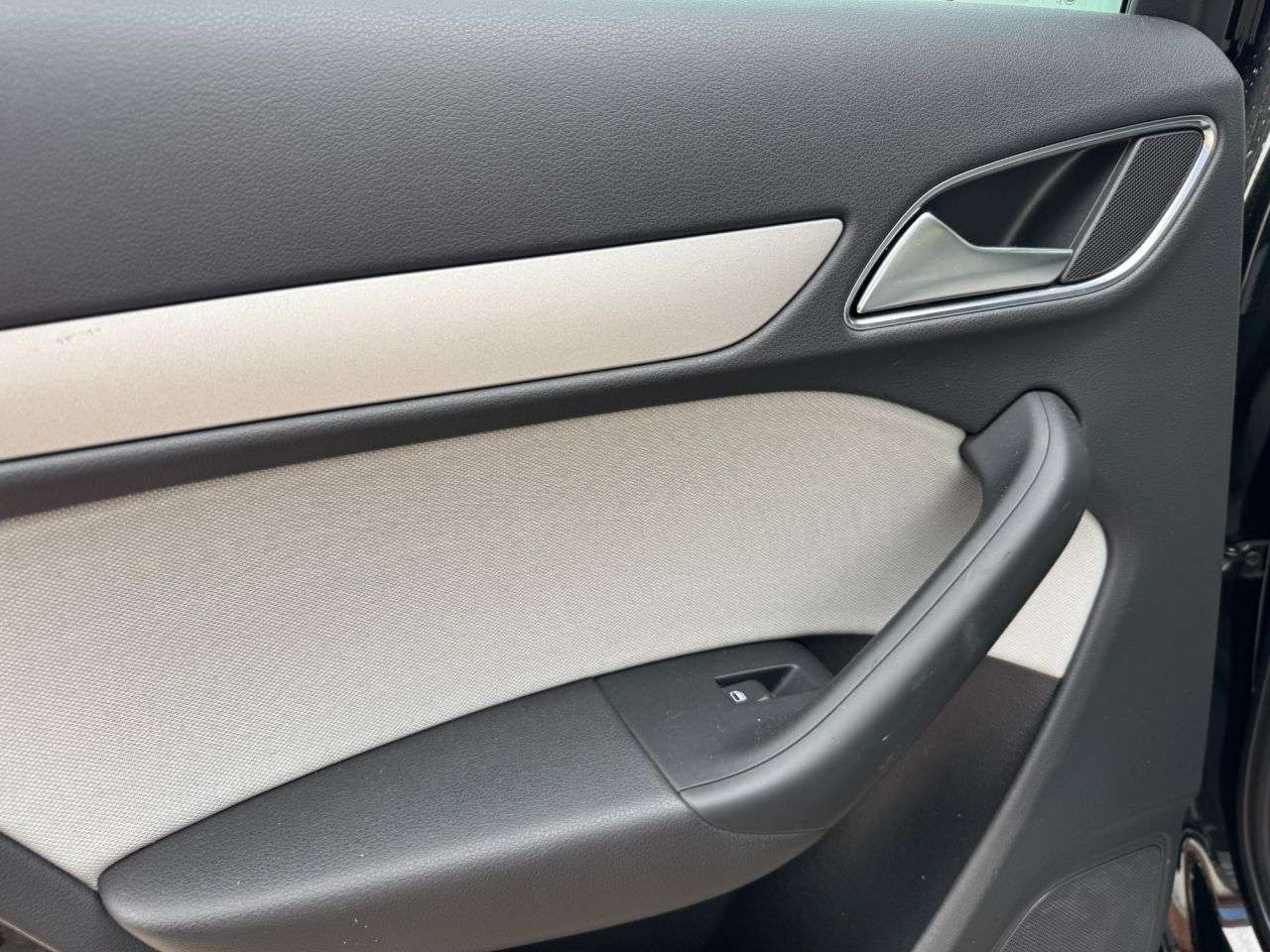 2013 AUDI Q3 2013 AUDI Q3