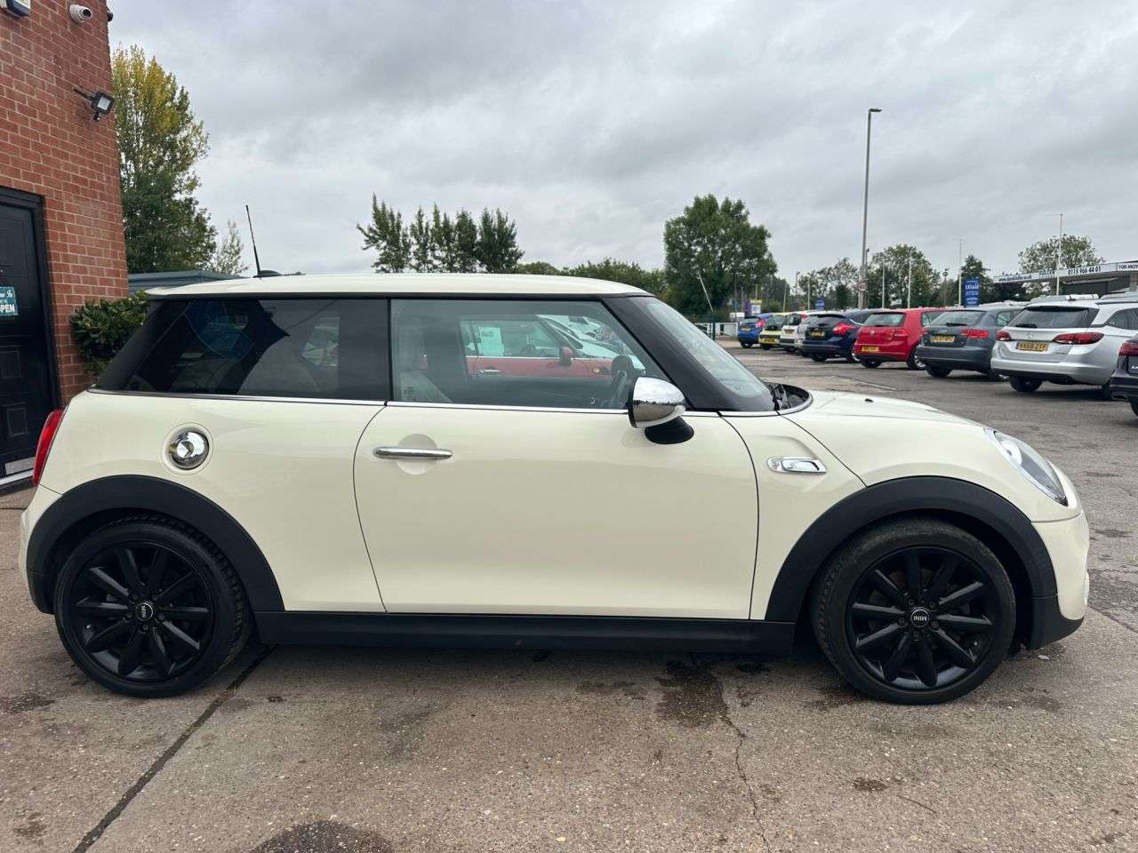 2014 MINI HATCH 2014 MINI HATCH