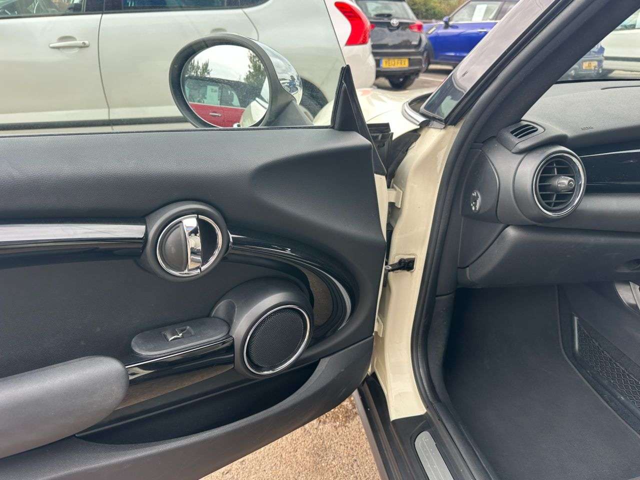 2014 MINI HATCH 2014 MINI HATCH