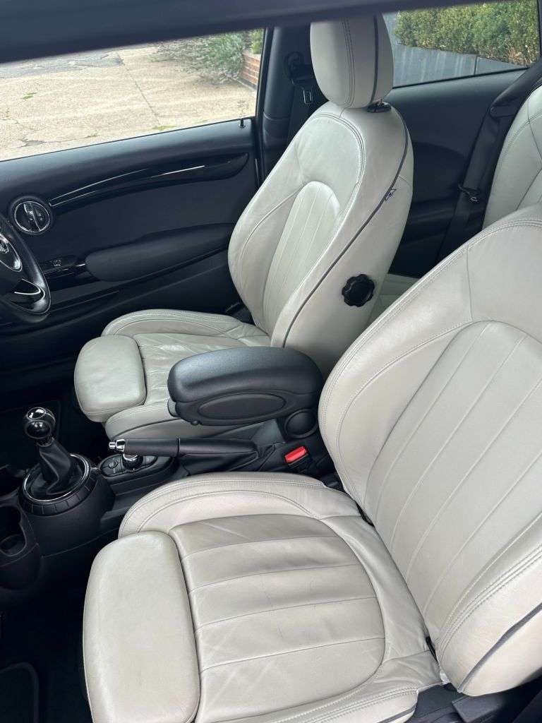 2014 MINI HATCH 2014 MINI HATCH