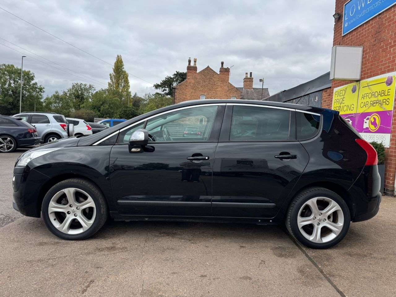 2013 PEUGEOT 3008 2013 PEUGEOT 3008