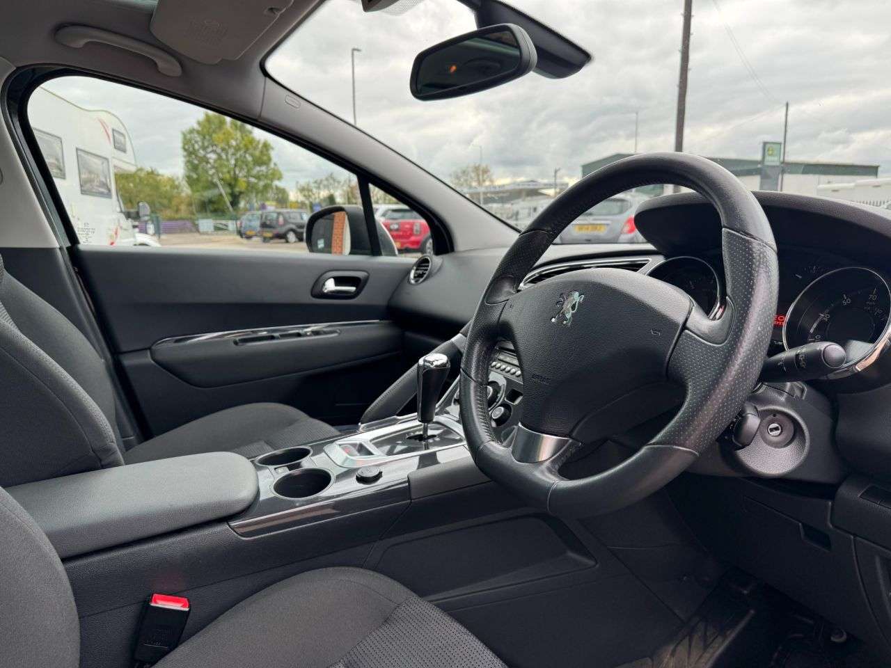 2013 PEUGEOT 3008 2013 PEUGEOT 3008